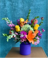 STUNNING SAVANNAH SURPRISE FLOWER ARRANGEMENT