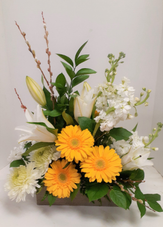 Subtle Elegance  in Tottenham, ON | TOTTENHAM FLOWERS & GIFTS