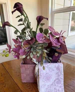 Sugar Plum Gift Basket 