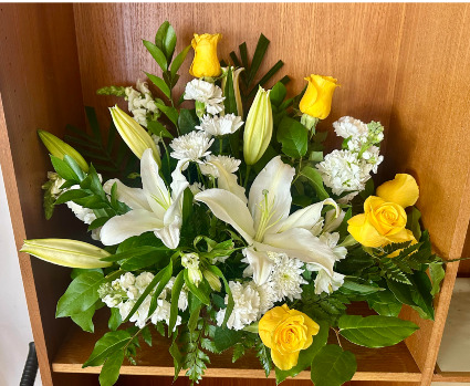 Summer Melody sympathy basket