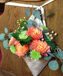 Summer Roses Pew Hanger