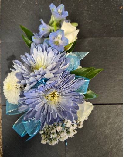Summer Sky corsage