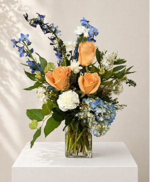 Summer Tide Cube Vase Arrangement 