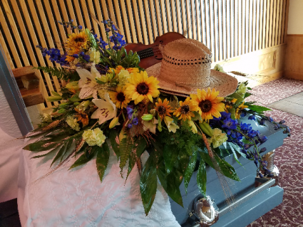 summer time casket spray