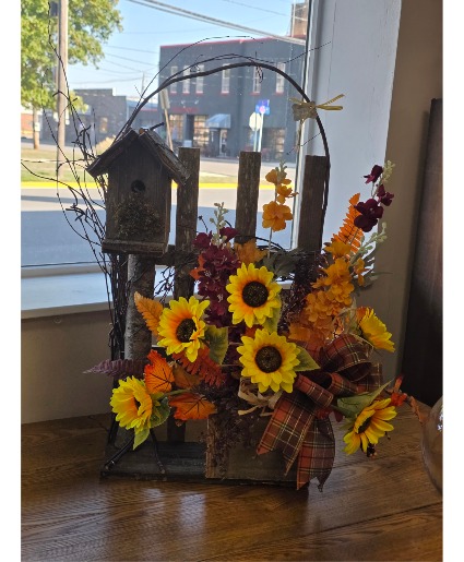 Sunflower bird house, silk design 