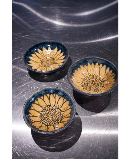 Sunflower Nesting Bowls  Set of Three