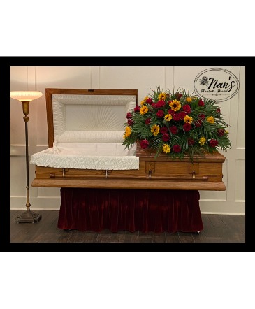 Sunflowers and Roses  in Bryan, TX | NAN'S BLOSSOM SHOP