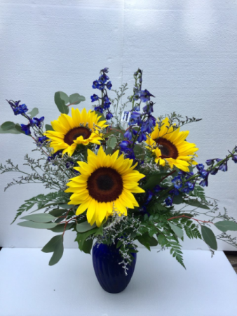 Sunflower Elegance Beautiful combinations of Sunflowers and Delphinium