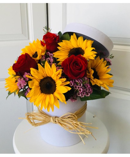 Sunny hat box 
