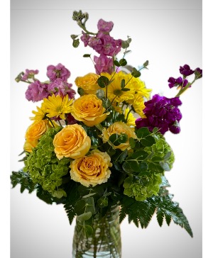 Kay’s Sunshine Vase Arrangement