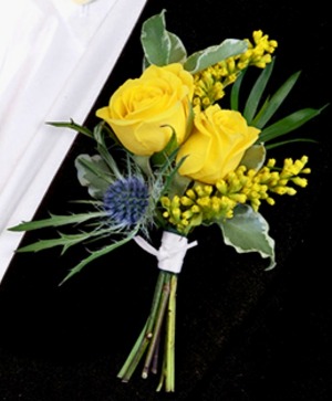 Sunny Side Spray Rose Bout  