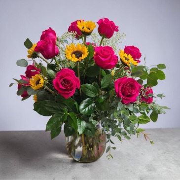 Sunny Passion Pink Floyd Roses and Sunflowers in Culpeper, VA | ENDLESS CREATIONS FLOWERS AND GIFTS