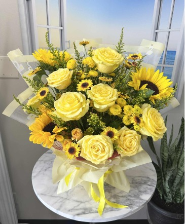Sunshine bouquet  in Sugar Land, TX | BOUQUET FLORIST
