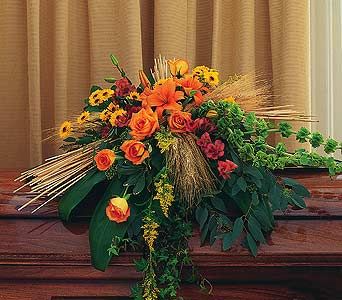 Casket - Sunset Memories Casket Spray in Cherokee, IA | Blooming House
