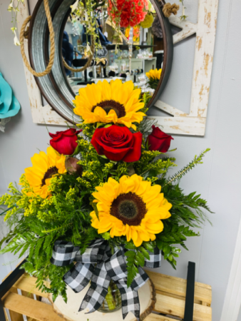 Sunshine and Love  Sunflowers and Roses 