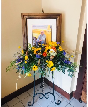 Sunshine Paradise Arrangement 