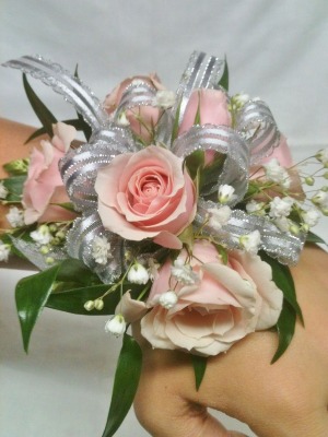 Tender Blush Wristlet 