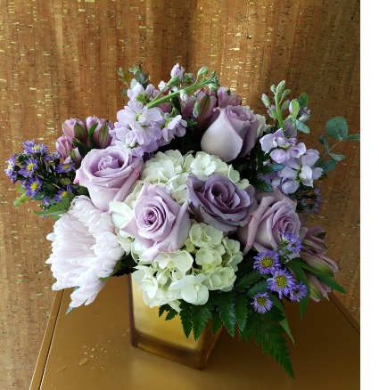 SWEET AS SUGAR FLOWER ARRANGEMENT