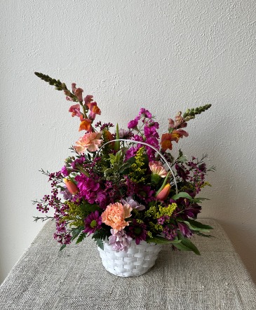 Sweet Daisy Basket  in La Grande, OR | FITZGERALD FLOWERS