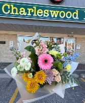 Sweet Petals Loose cut Bouquet