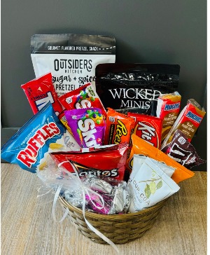 Sweet & Savory Snack Basket 