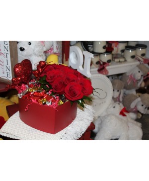 Be Mine Valentine's Day Arrangement
