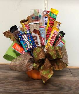 Sweet treats bouquet  Pots vary for seasonal!
