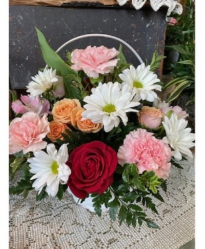 Sweetheart Basket Basket