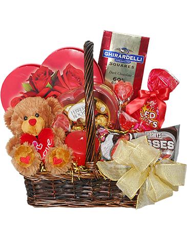 SWEETHEART BASKET Gift Basket in Wilmington, DE | EVERLASTING BEAUTY FLORAL DESIGNS