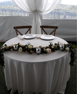 sweetheart  garland centerpiece