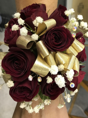 SWEETHEART ROSE WRIST CORSAGE HOMECOMING CORSAGE