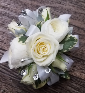 Sweetheart Roses & Ranunculus Wrist Corsage