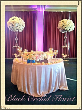 Sweetheart Table wedding