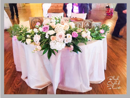 Sweetheart Table wedding