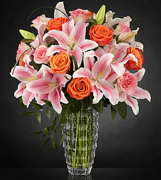 Sweetly Stunning™ Luxury Bouquet - VASE  