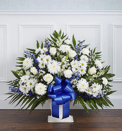 Sympathy Basket Blue & White - 00383 