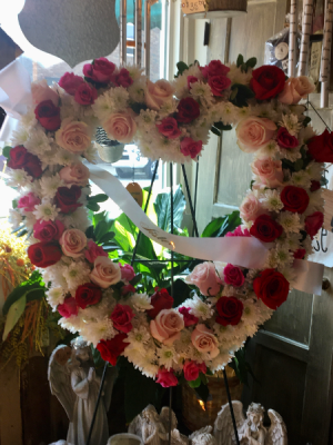 SYMPATHY HEART SYMPATHY ARRANGEMENT