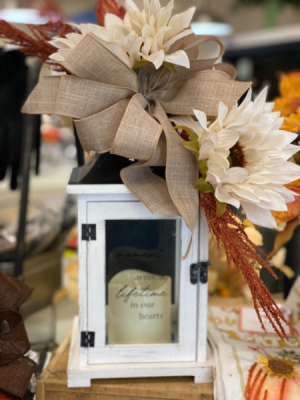 Sympathy lantern with led candle 