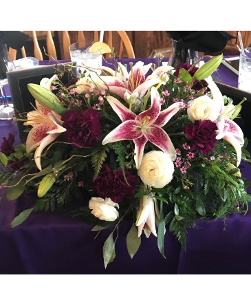 Table Piece  in Arcade, NY | Always and Forever Flowers