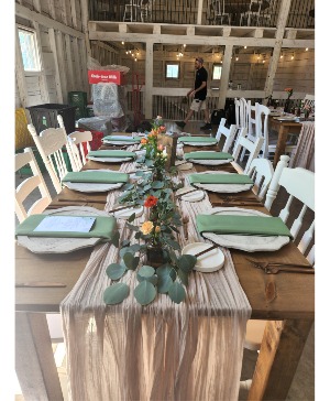 Table Scape garland and bottles Wedding