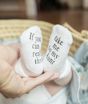 Take me to my AUNT Baby socks
