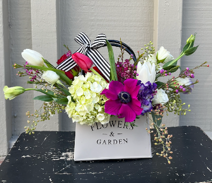 Grab and Go Garden Purse Available in Store or as Add-on to delivery