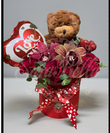Teddy Bear Flower Box Arrangement Flower Arrangment in Orinda, CA | SaraBella flower shoppe