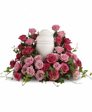 Teleflora's Bed of Pink Roses 