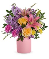 Teleflora's Cheerful Gift Bouquet 