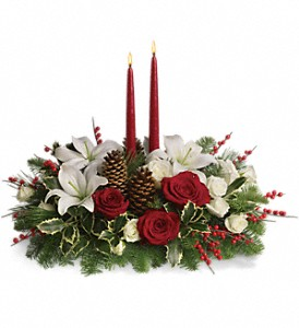 Teleflora's Christmas Wishes Centerpeice Fresh Arrangement