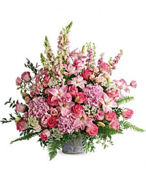 TELEFLORA'S GRACEFUL GLORY BOUQUET 