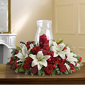 Teleflora's Holiday Glow Centerpiece  