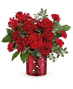 Teleflora's I Heart You Fresh Arrangement in a Teleflora Keepsake