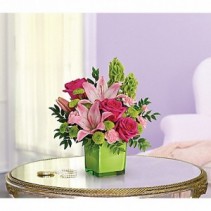 Teleflora's In Love With Lime Bouquet 